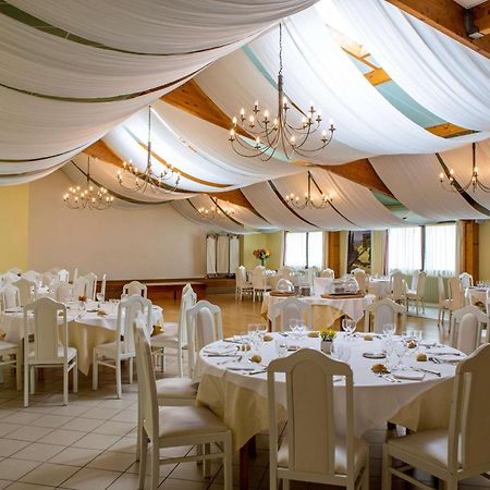 Best Western Le Relais De Laguiole Hotel & Spa Exterior photo